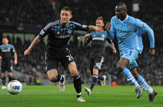 在媒体和球 在媒体和球